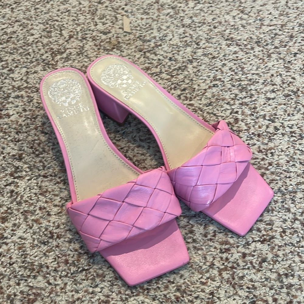 Vince camuto pink leather sandals